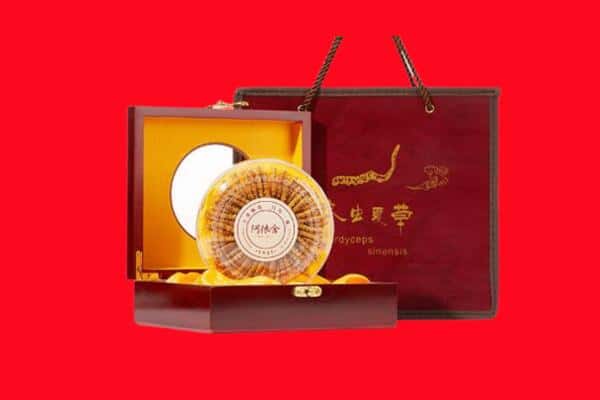收购资讯:德宏州瑞丽市回收冬虫夏草是按克吗